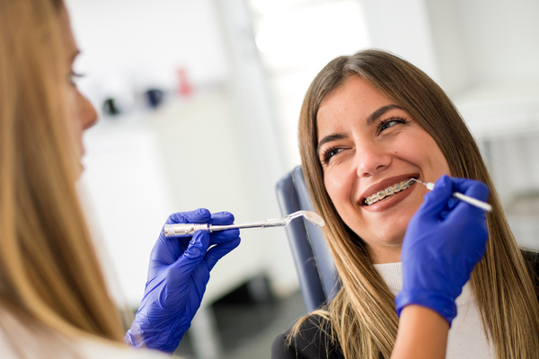 ¿Cuándo son necesarias las extracciones en ortodoncia? 